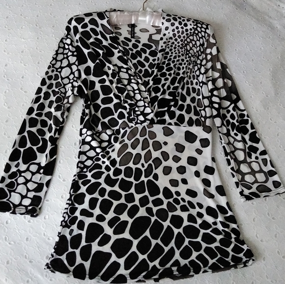 Kay Celine Tops - Kay Celine Fuax Wrap Long Sleeve Top (Made in USA) size M